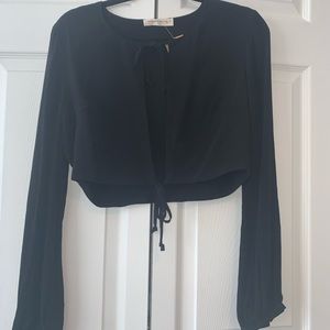American Threads Cropped Black Key Hold Top